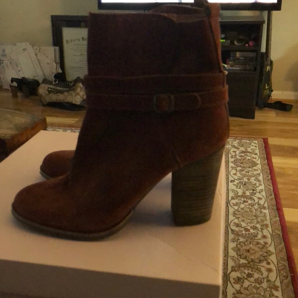 Lucky Brand boots
